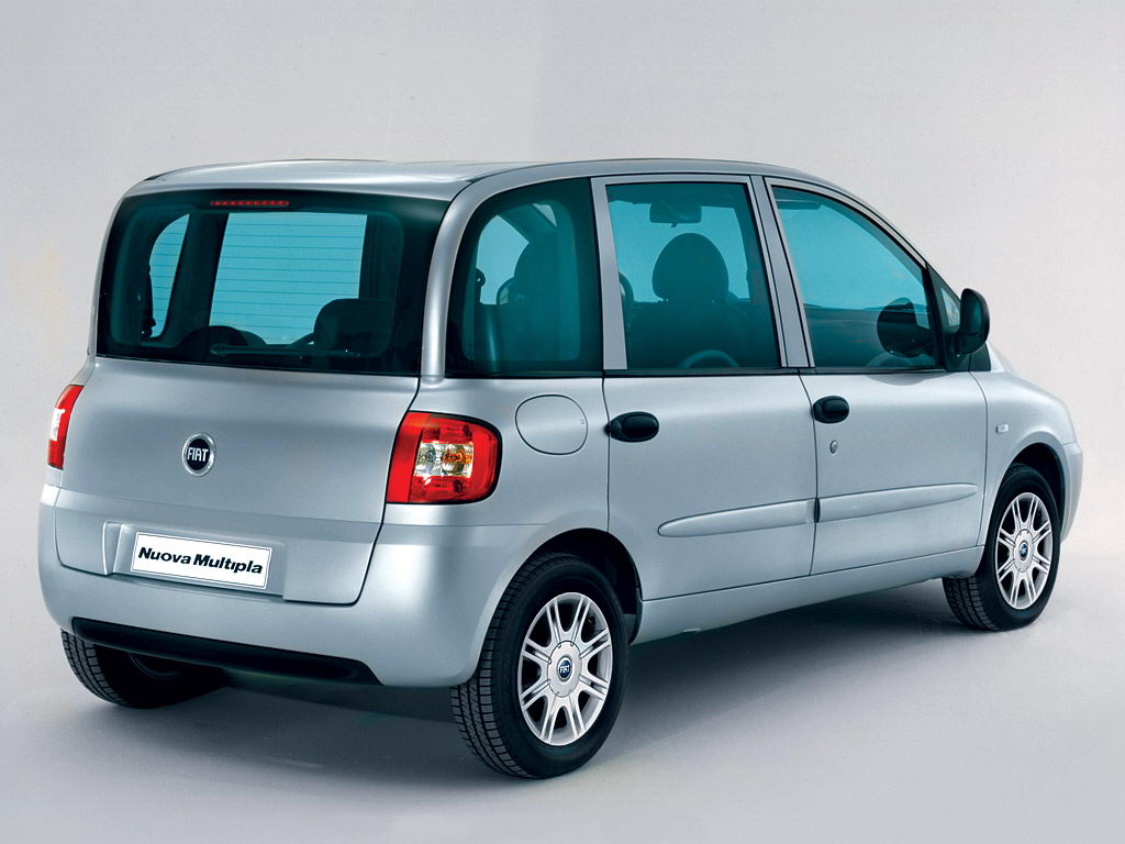 Fiat Multipla 2004 02.jpg